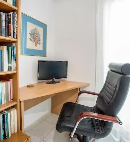 Family Getaway * Rhodes City